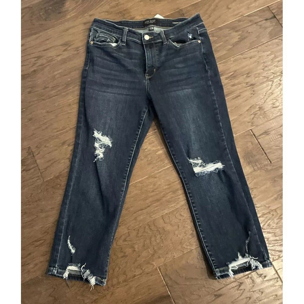 Judy Blue Dark Wash Distressed Cropped Jeans